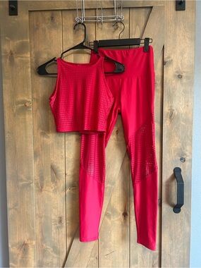 Red High-Neck Crop Top & Legging Set - Women's Activewear
